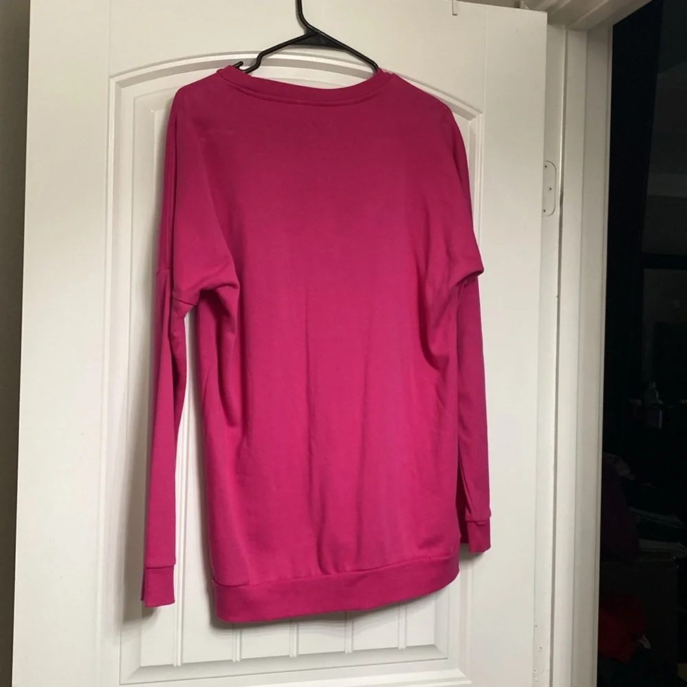 Adidas top - Picture 2 of 2